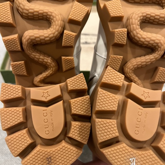SOLD Gucci cream GG monogram lug sole platform boots - Picture 10 of 12